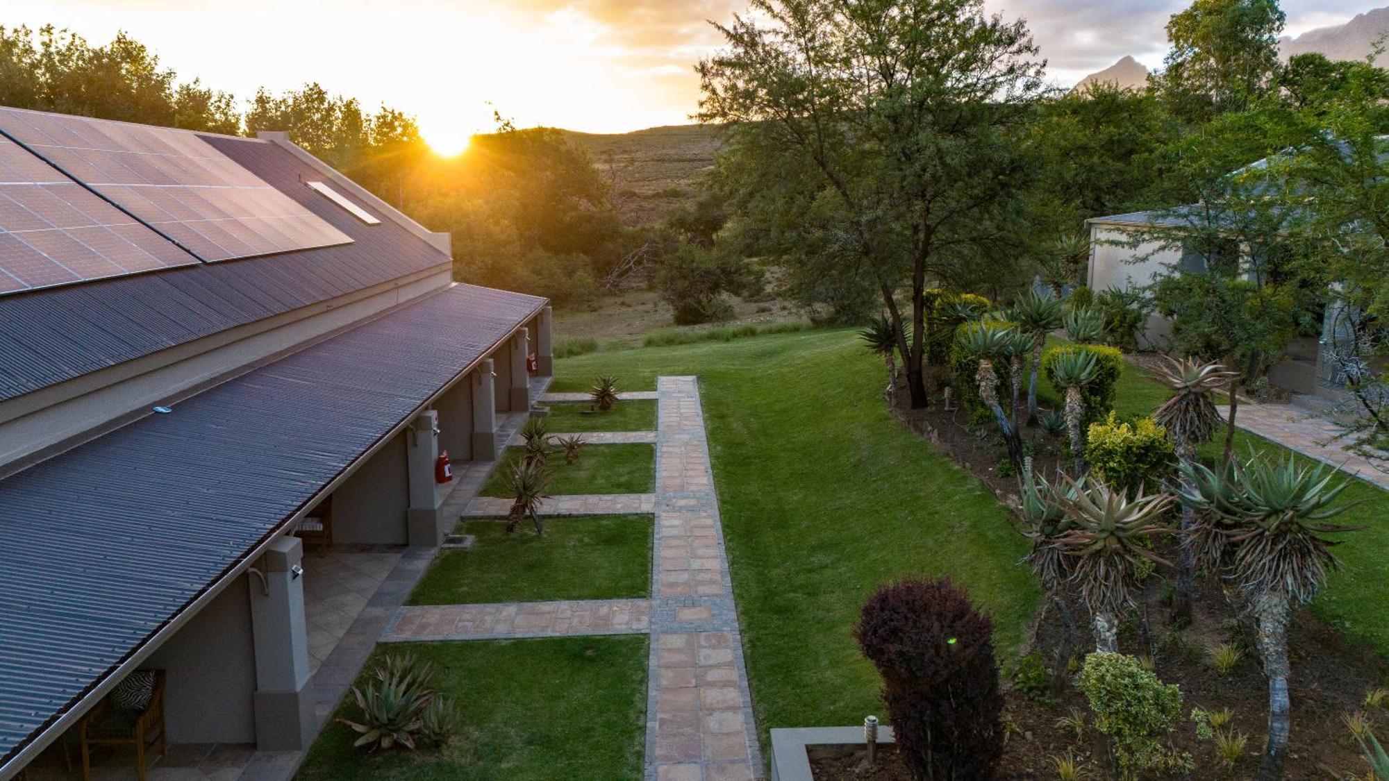 Swartberg Private Game Lodge 奥茨胡恩 外观 照片