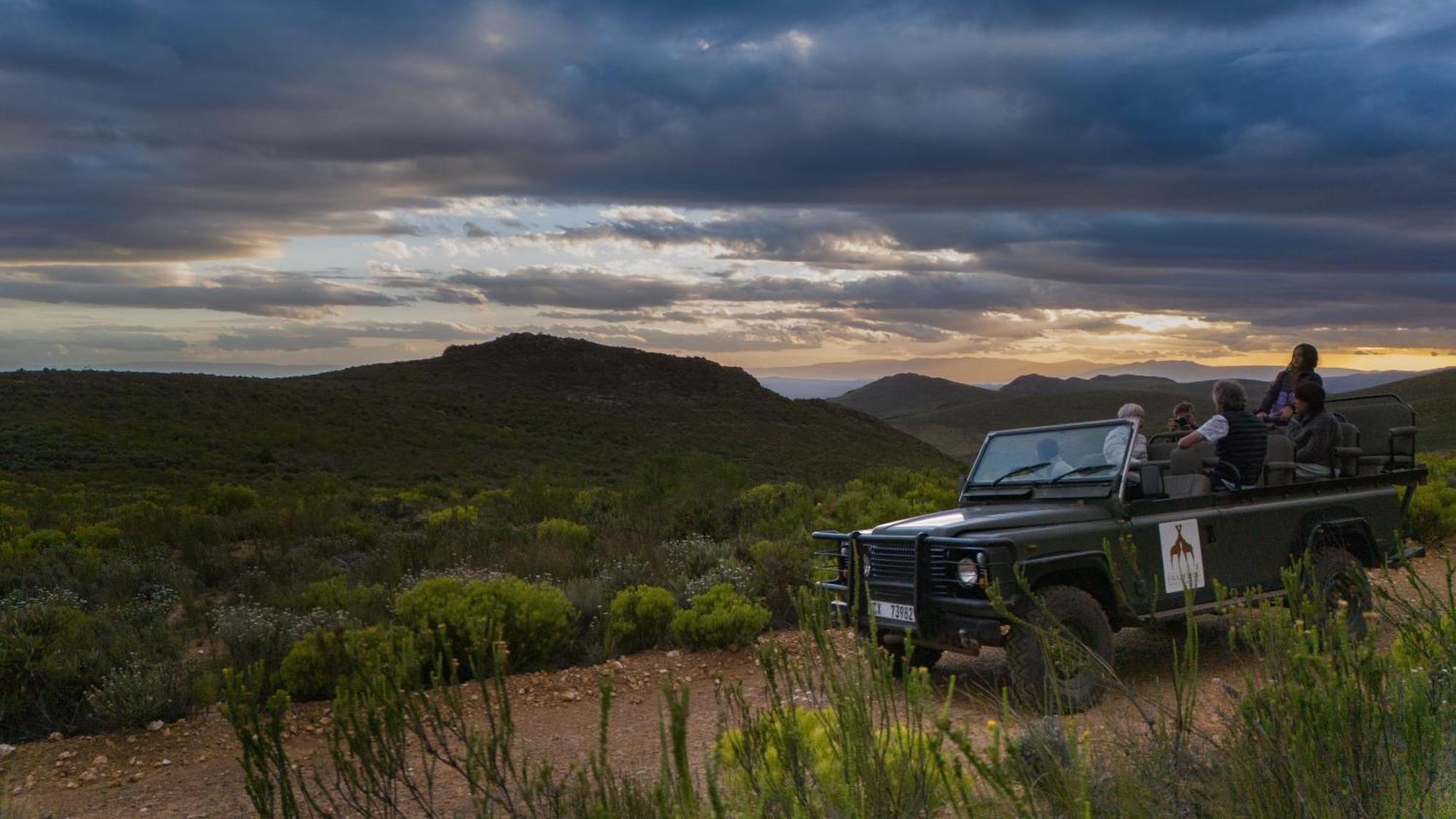 Swartberg Private Game Lodge 奥茨胡恩 外观 照片