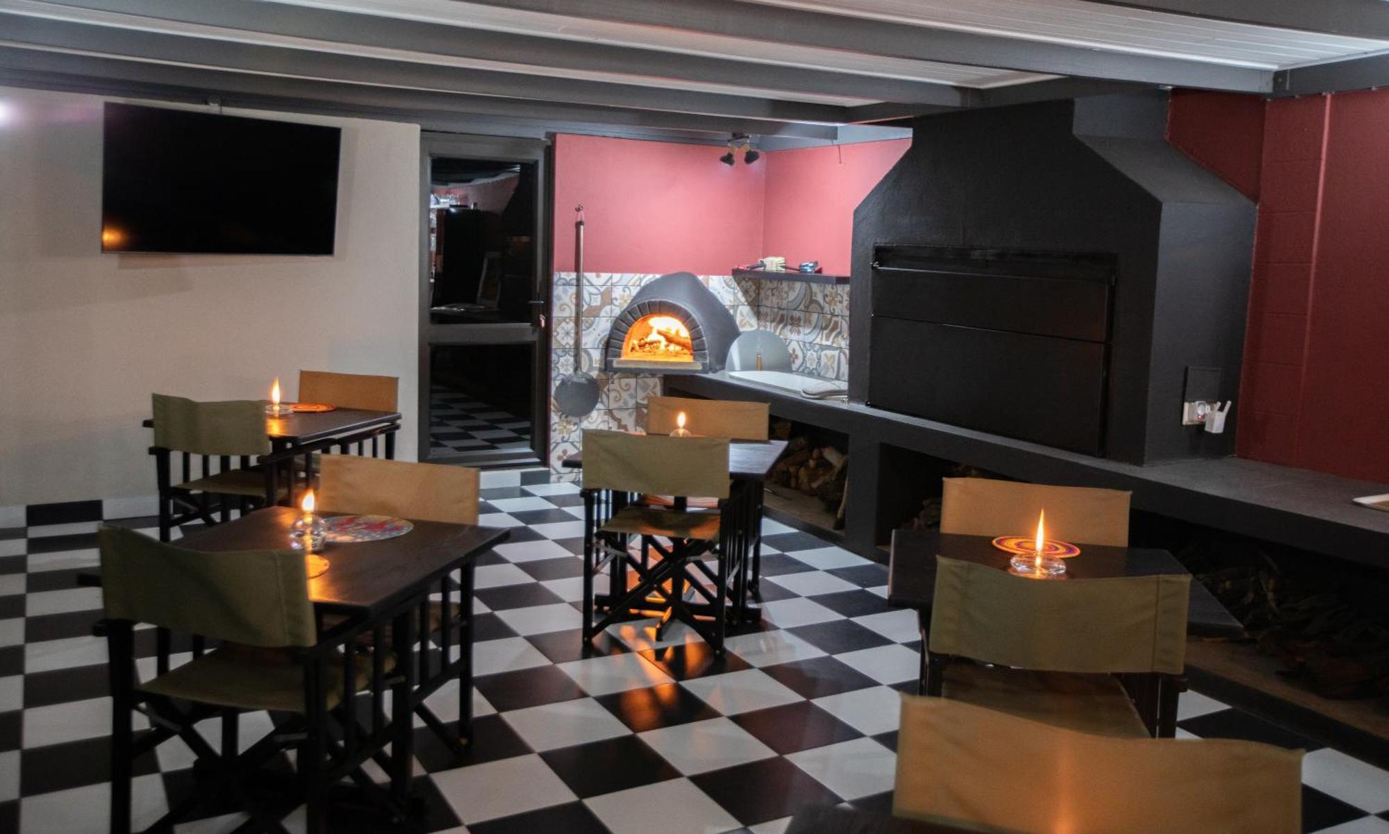 Swartberg Private Game Lodge 奥茨胡恩 外观 照片